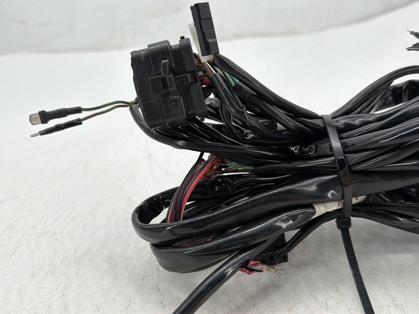2013 Harley Street Glide Touring FLHX OEM Wire Wiring Harness Plug In Connectors