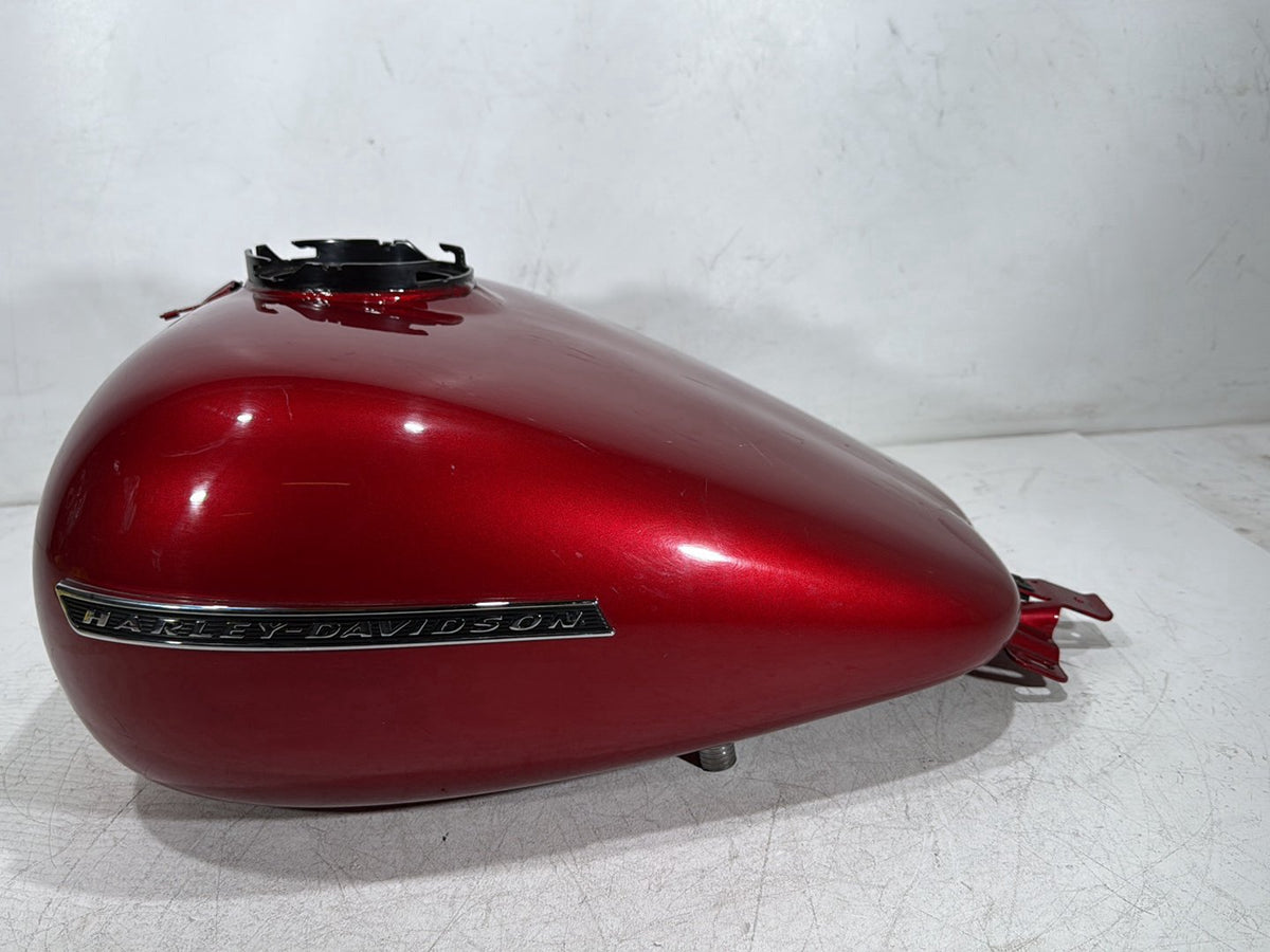 2018 Harley Road Glide Touring FLTRXS OEM Fuel Gas Tank Gasoline Reservoir