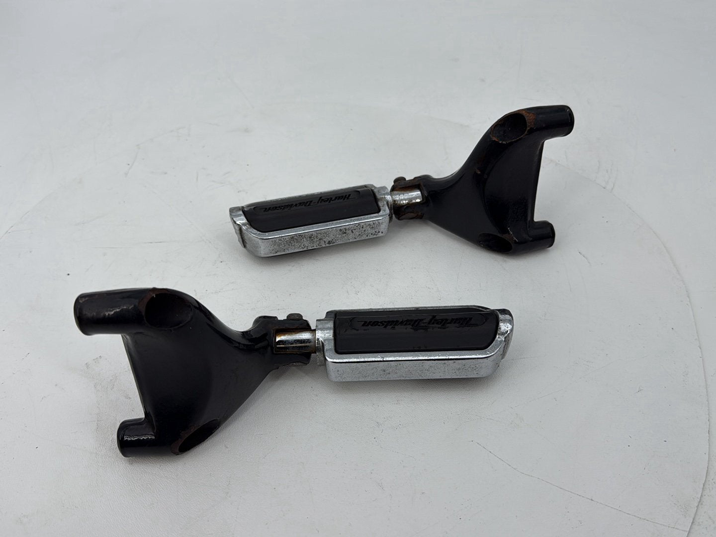2004 - 2013 Harley-Davidson Sportster 883 Custom Left & Right Driver Step Foot Rest Pegs 42652-04