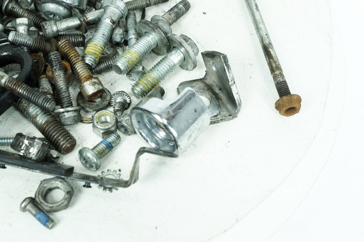 2008 Harley-Davidson Sportster XL1200 C - Hardware Bolts Nuts & Brackets