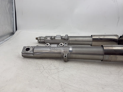 2004 Harley Touring FLHT Electra Glide OEM Front Triple Tree Set & LH RH Fork Legs Sliders
