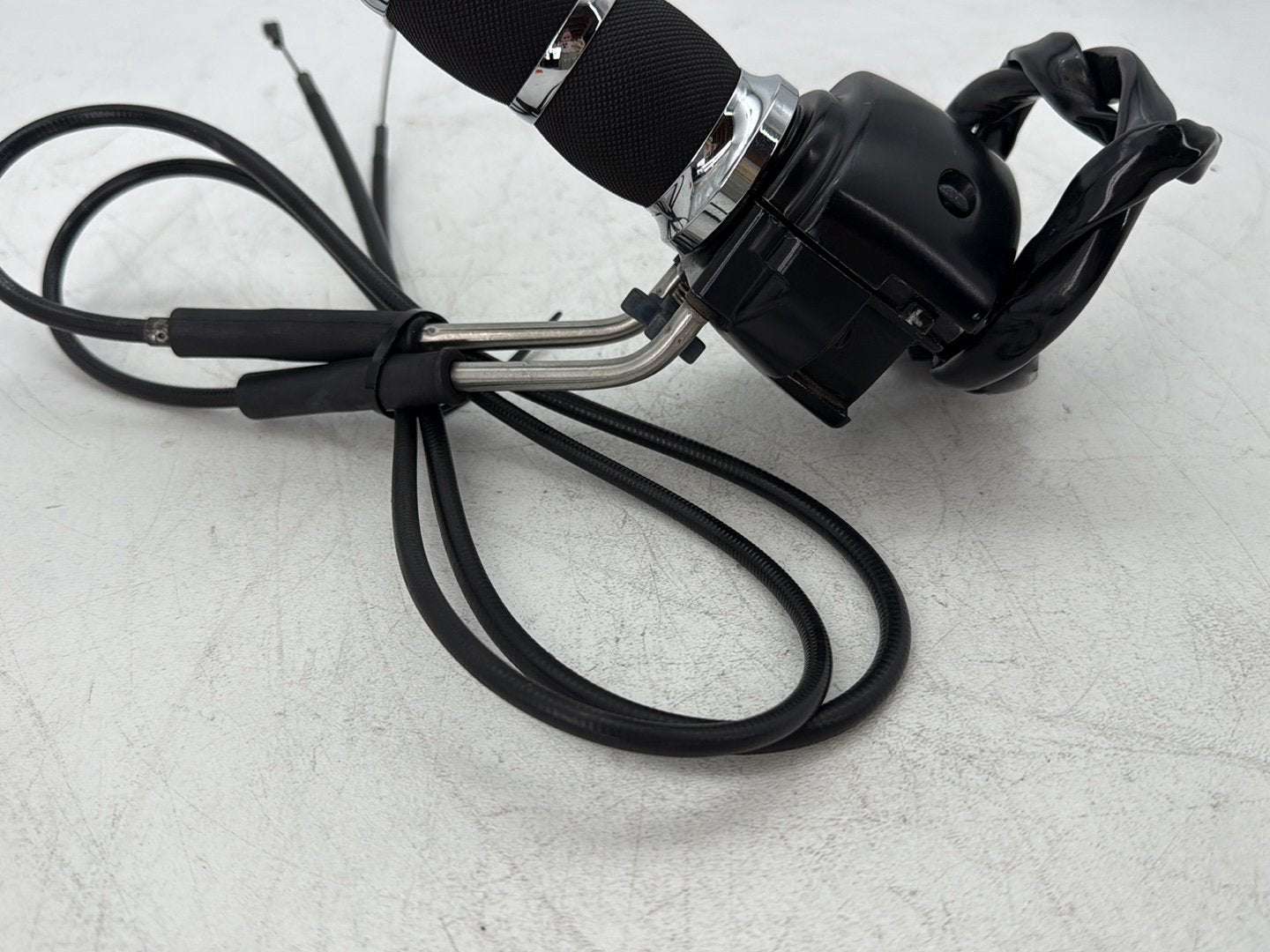 2001 Harley Sportster 883 Hugger XLH883 OEM Right Engine Start Kill Switches Controls