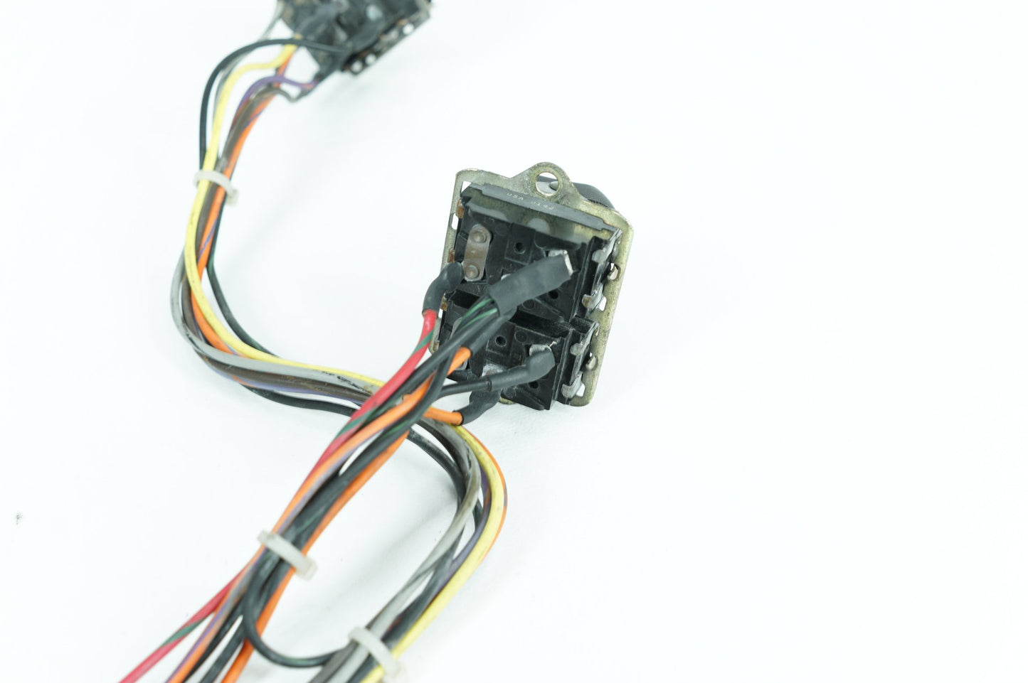 1999 - 2006 Harley-Davidson Touring Electra Glide Ultra  Inner Fairing Wire Wiring Harness Switch 71535-96
