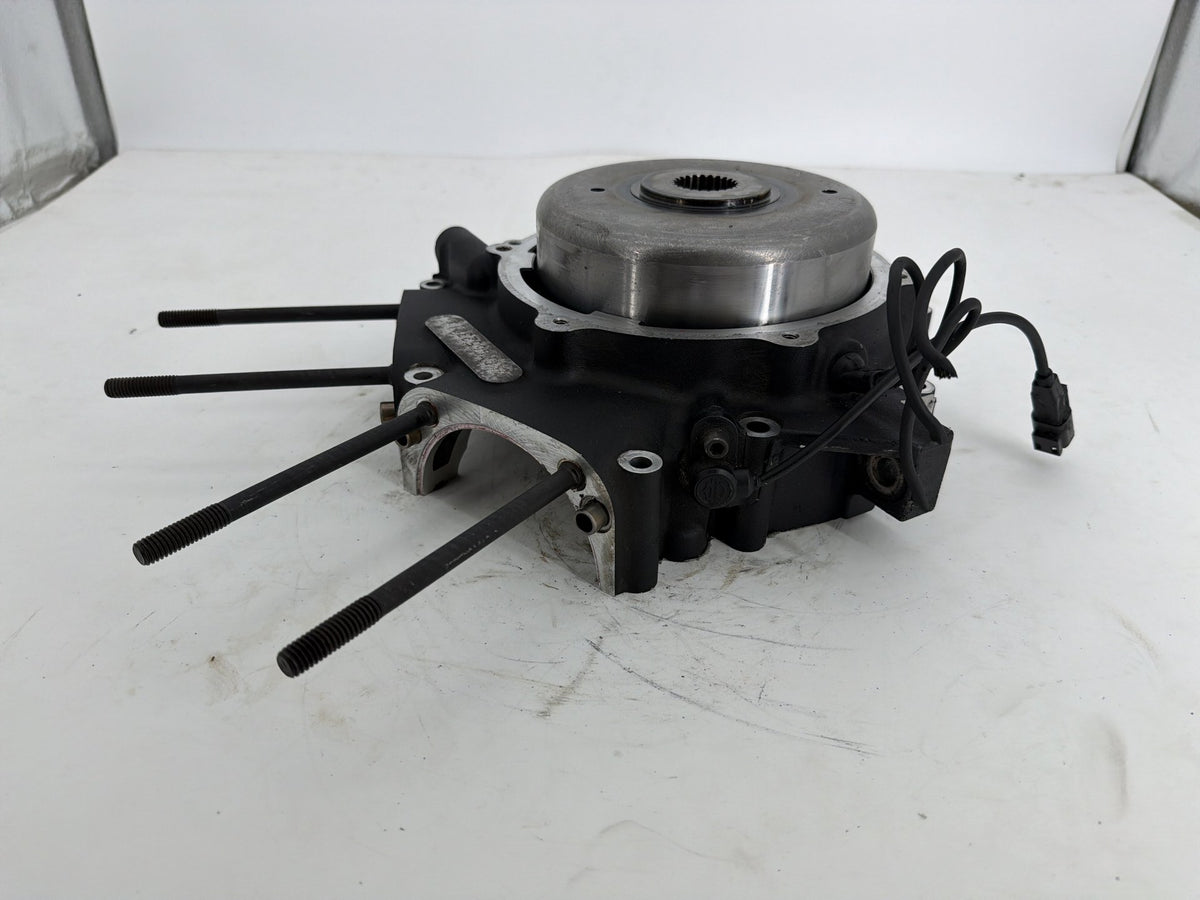 2016 Harley Touring FLHXS Street Glide OEM Crankcase Shaft Engine Motor Cover