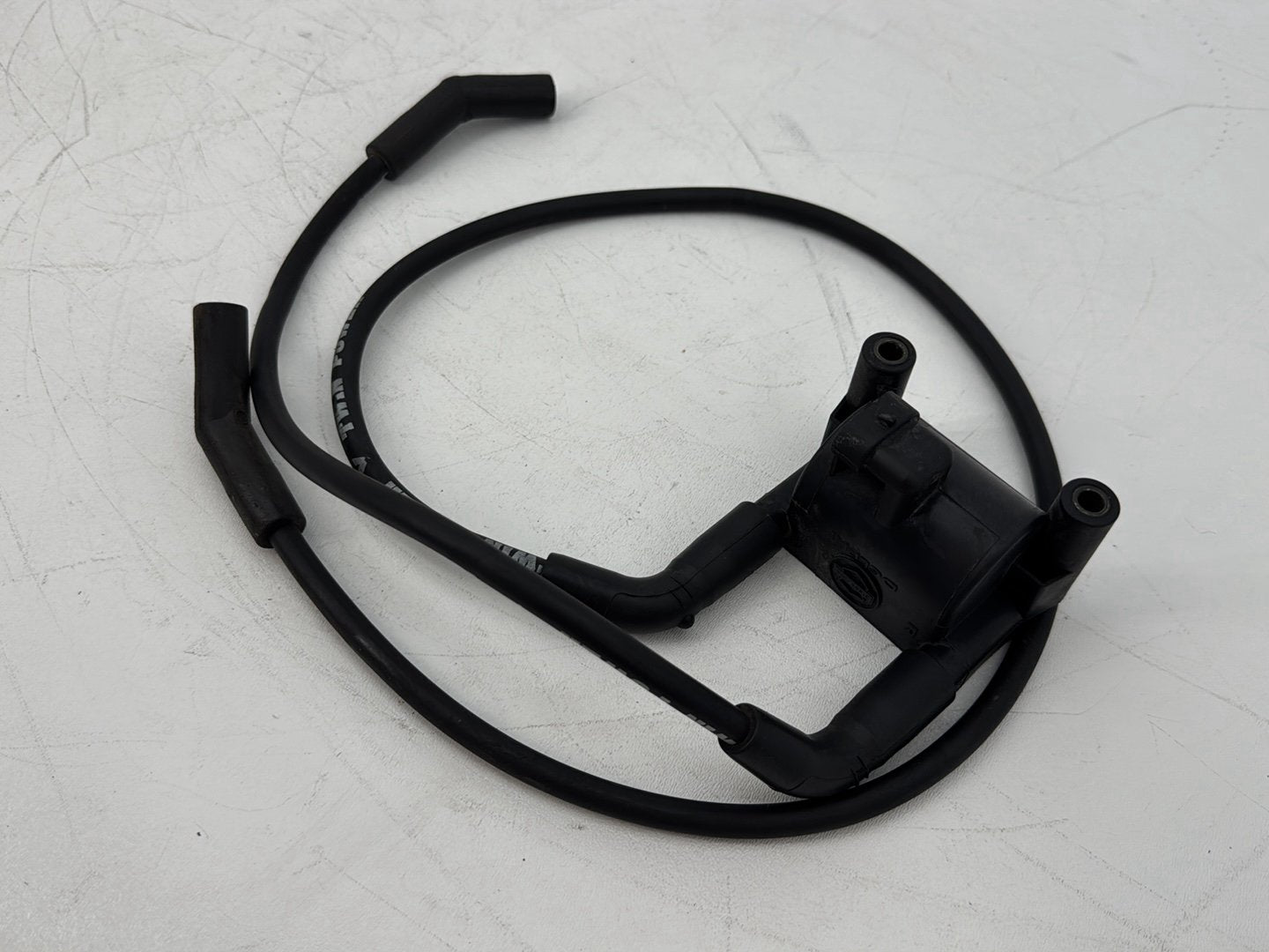 2008 - 2016 Harley-Davidson Touring Electra Glide Ultra Ignition Coil Spark Plugs Cable