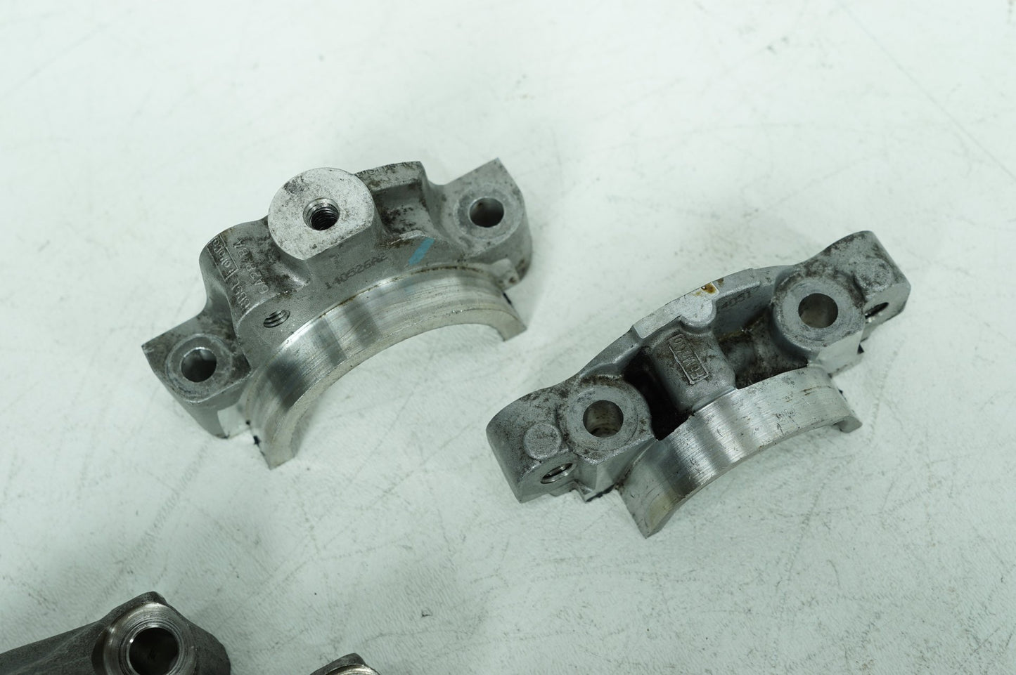 2013 - 2015 Jaguar XF  Engine Balance Shaft