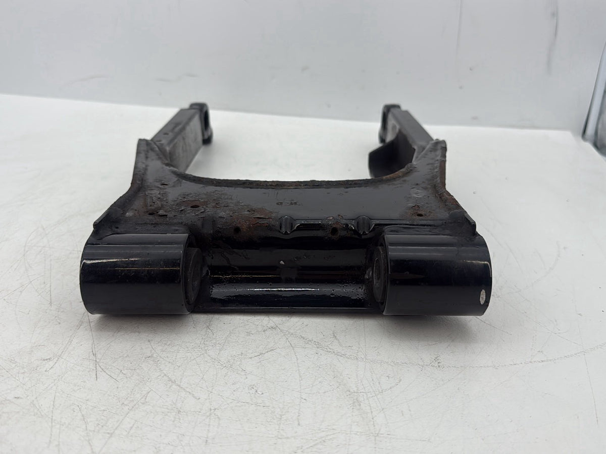 2007 Harley Touring FLHTCU Electra Glide Ultra OEM Rear Fork Swingarm Swing Arm