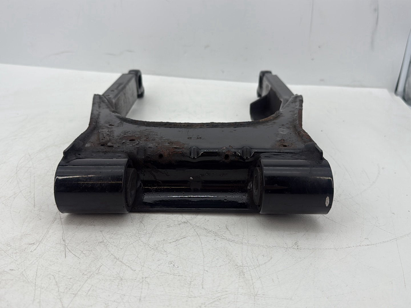 2007 Harley Touring FLHTCU Electra Glide Ultra OEM Rear Fork Swingarm Swing Arm