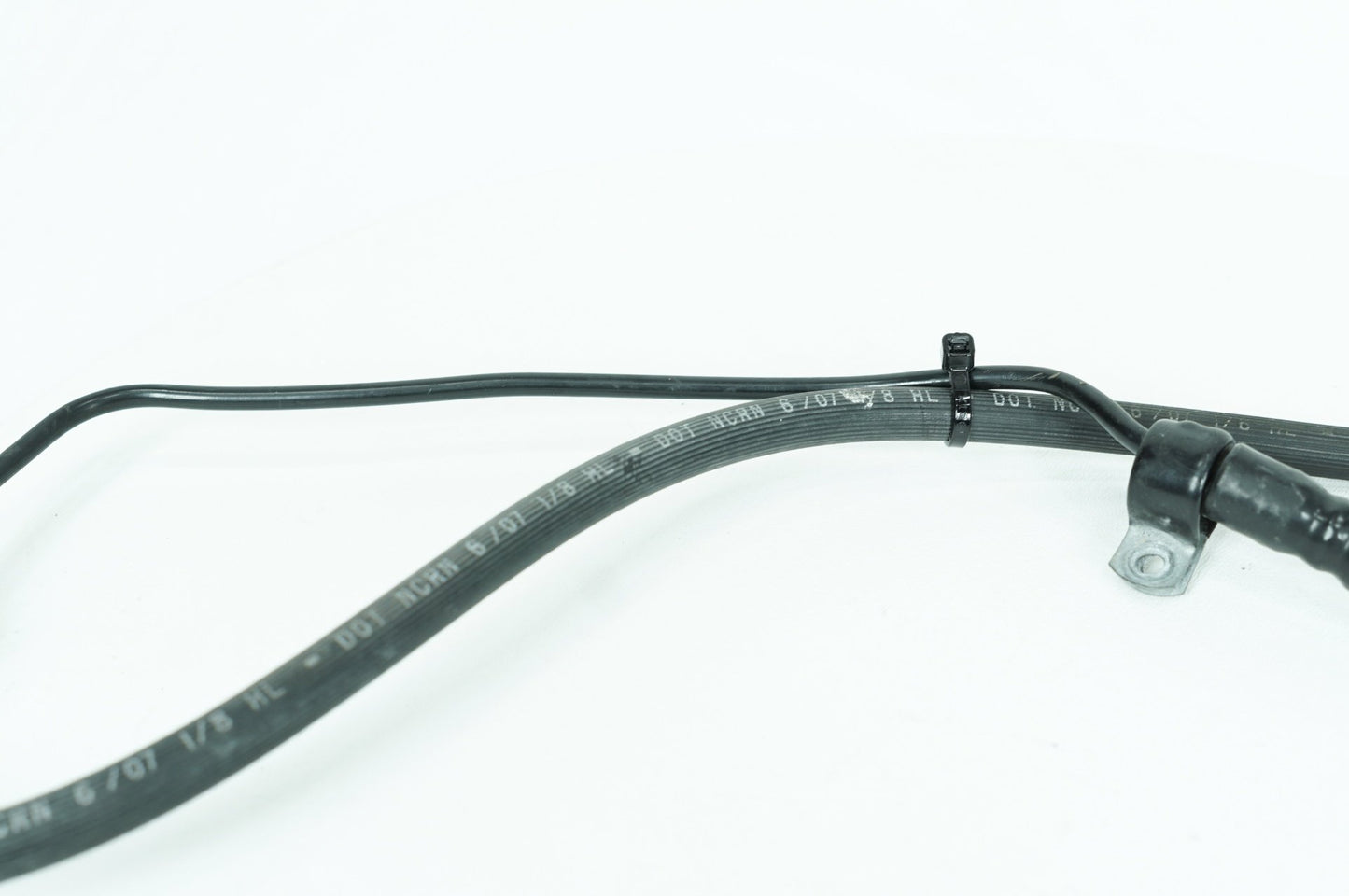2004 - 2022 Harley-Davidson Sportster Custom Anniversary Front Brake Hose Line Pipe 45449-04A