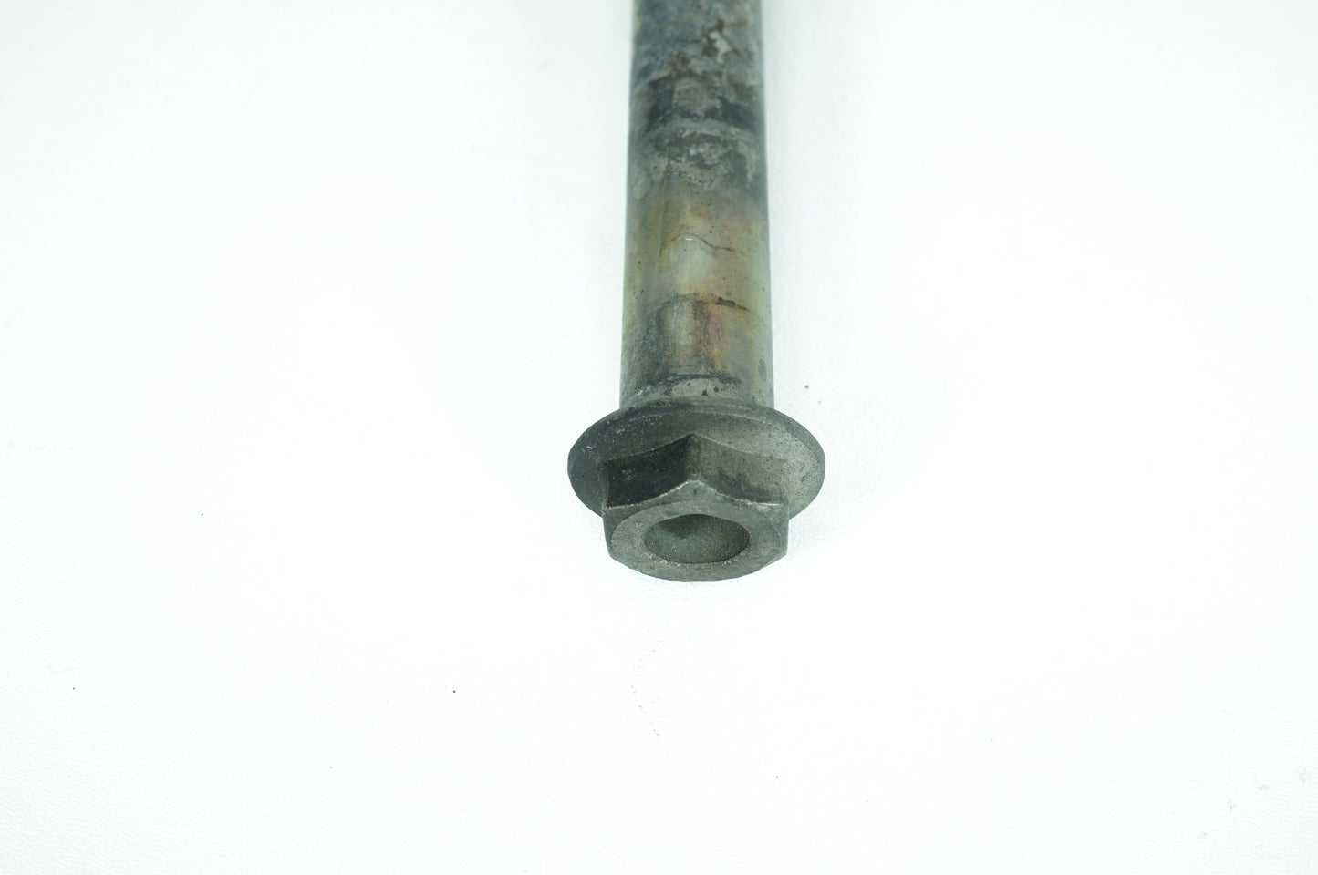 2004 - 2013 Harley-Davidson Sportster Low Rear Wheel Axle Bolt Shaft 41176-08