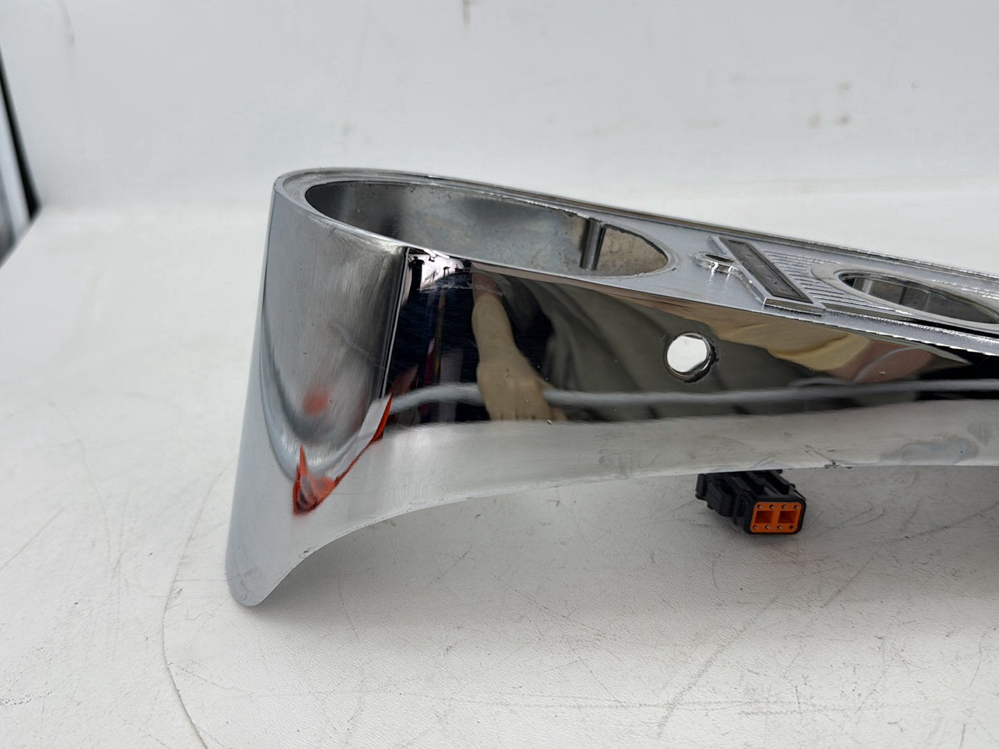 1999 - 2006 Harley-Davidson Touring Road King Police Fuel Gas Tank Dash Console NOKey  	60960-99