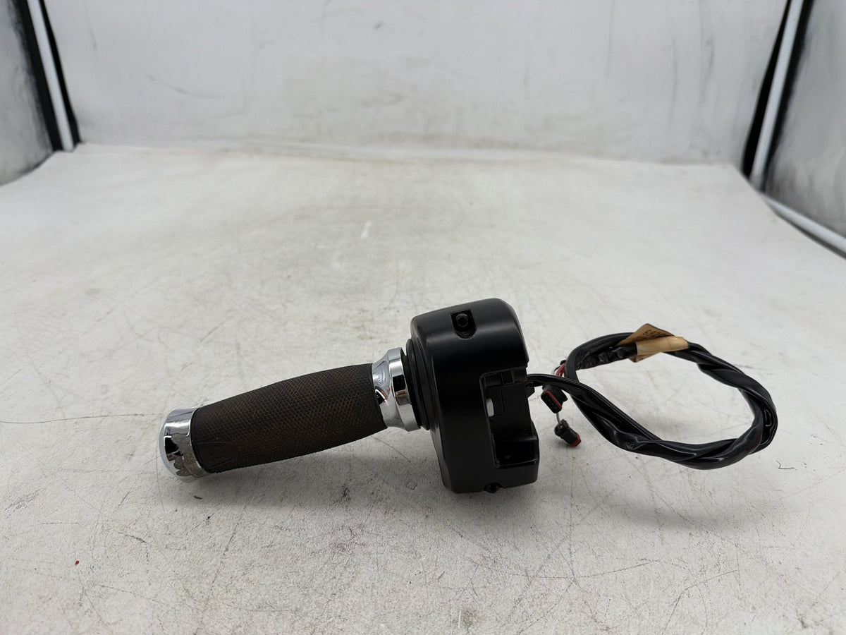 2015 Harley Electra Glide Touring OEM Right Engine Start Kill Switches Controls