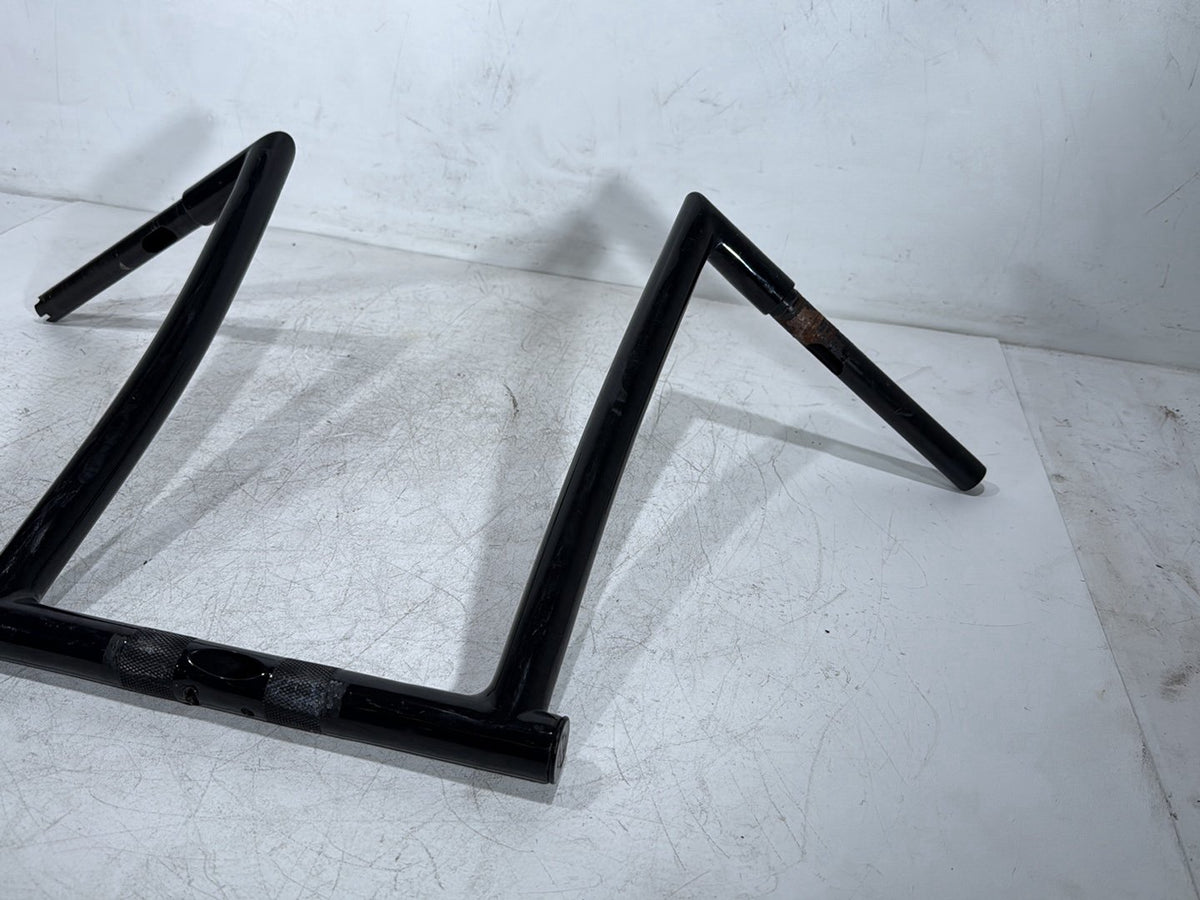 2018 Harley Road Glide Touring FLTRXS OEM Front Handlebars Handle Bars