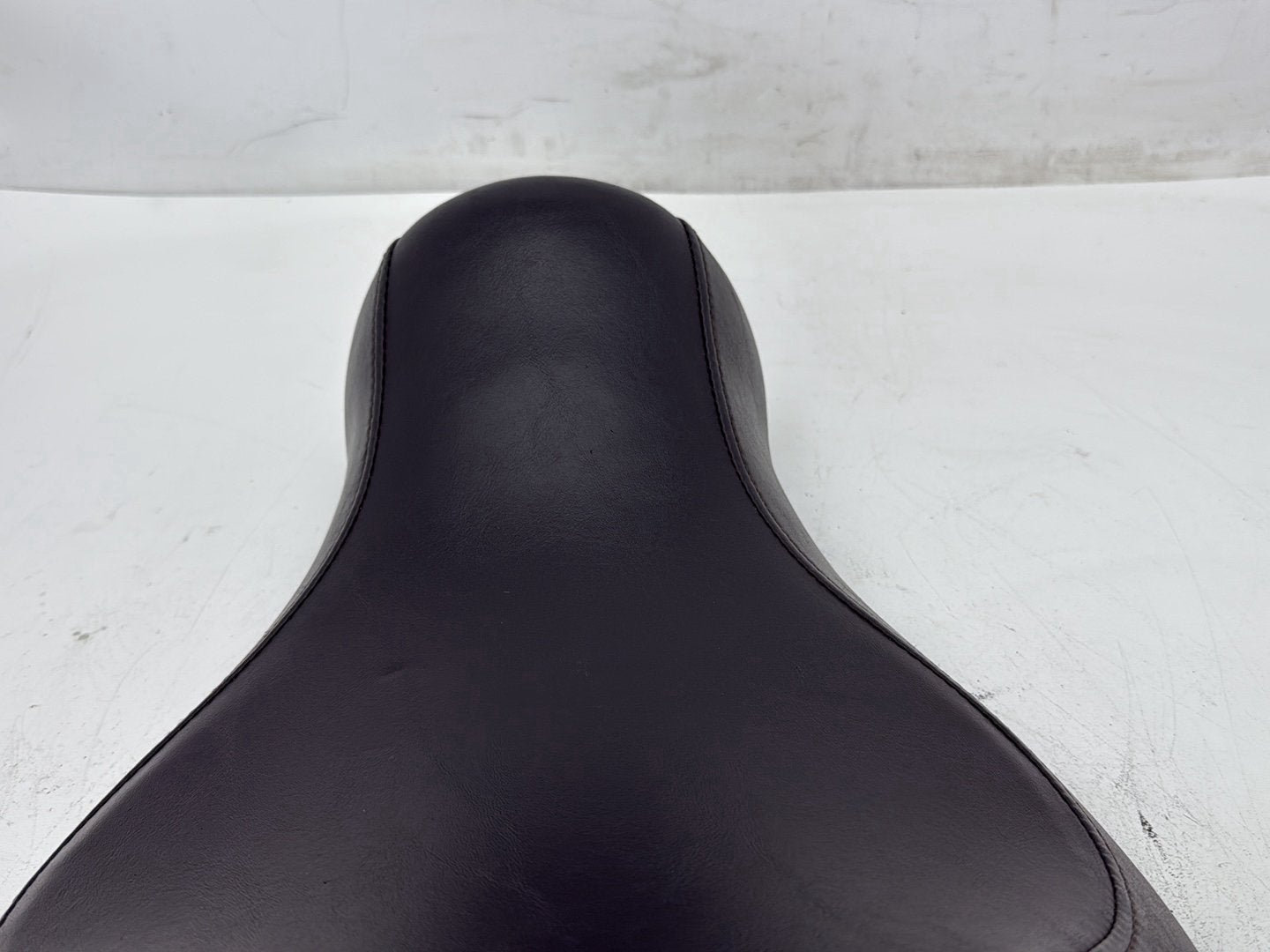 2009 Harley Sportster 883 Low XL883L OEM Rider Driver Solo Seat Pillion