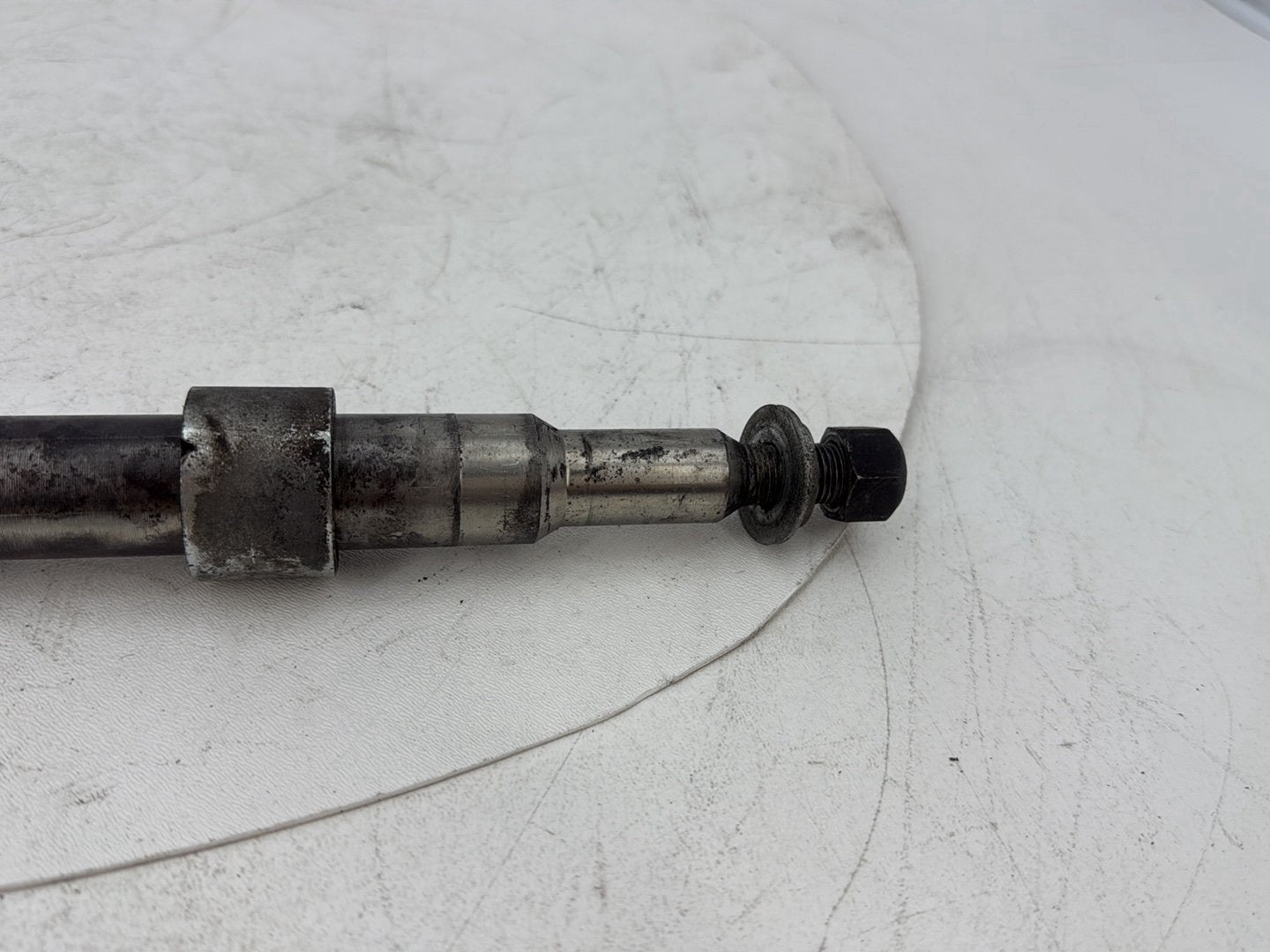 1999 - 2006 Harley-Davidson Touring Electra Glide Front Wheel Axle Bolt Shaft 43364-00