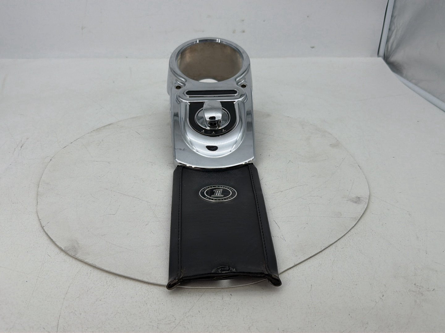 2007 - 2017 Harley-Davidson Dyna Super Glide Custom Fuel Gas Tank Dash Console NOKey 71211-04
