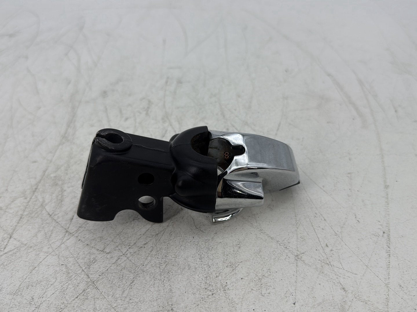 2000 Harley Touring Electra Glide Ultra Clutch Hand Lever Clutch Perch 38608-96