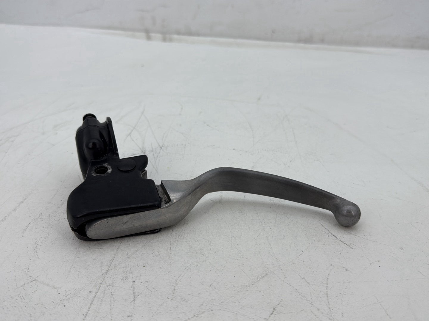 2011 Harley Electra Glide Ultra FLHTK OEM Front Left Hand Clutch Control Lever