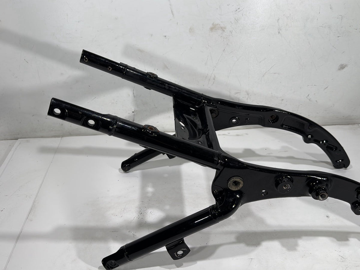2010 Harley Electra Glide Touring FLHTCU OEM Rear Sub Frame Subframe Tail Rail