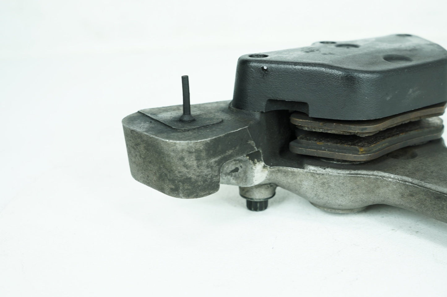 1999 - 2006 Harley-Davidson Touring Road King Rear Back Brake Caliper 44016-00D