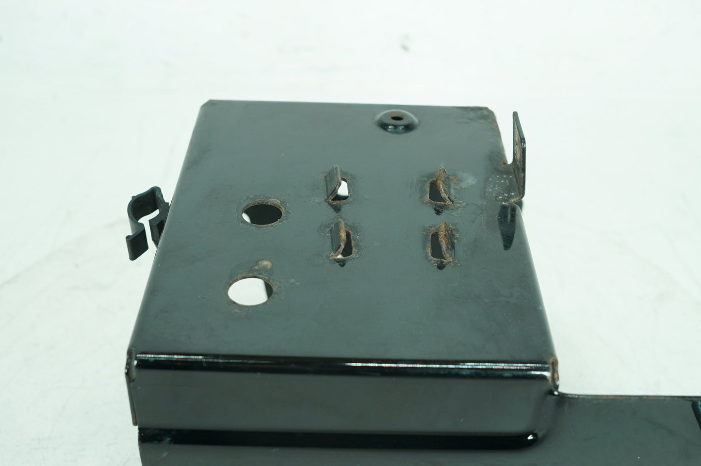 2007 - 2011 Harley-Davidson Touring Street Glide Battery Tray Bracket Holder Carrier 66281-02A