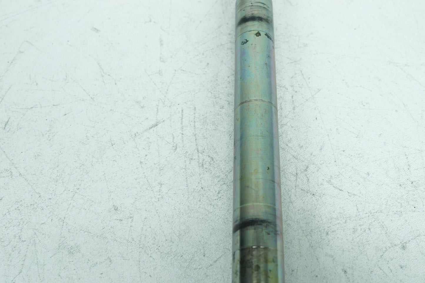 2007 - 2011 Harley-Davidson Touring Electra Screamin Eagle Front Wheel Axle Bolt Shaft 43364-00