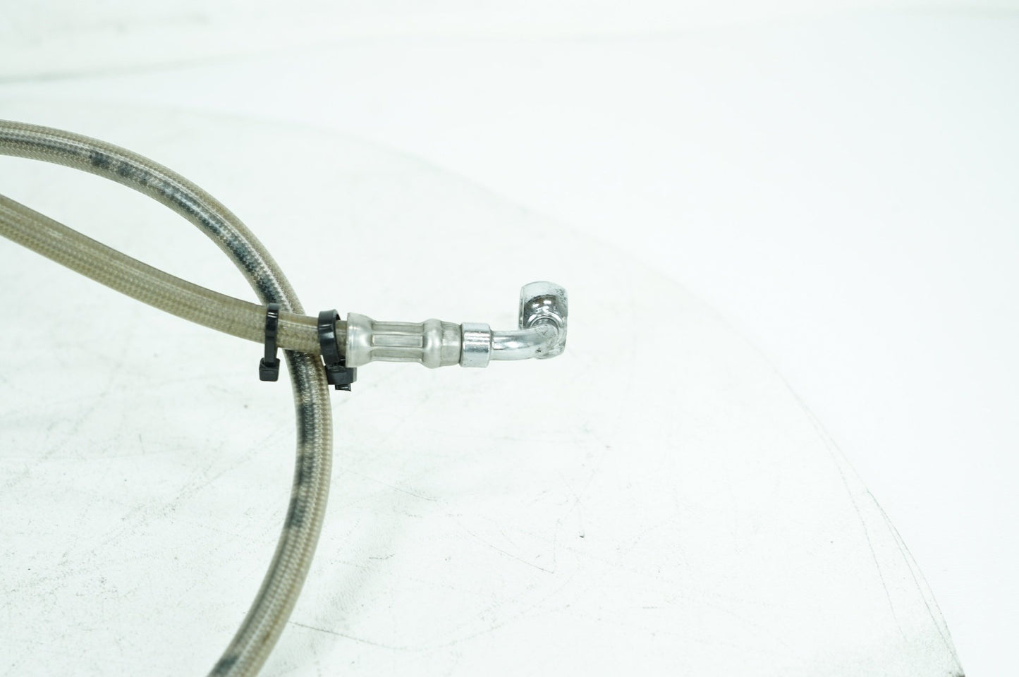 2007 - 2016 Harley-Davidson Touring CVO Electra Screamin Eagle Front Brake Hose Line Pipe ABS 42388-09