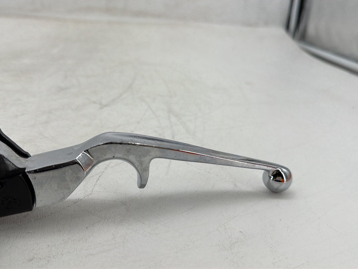 2005 Harley Softail Fat Boy FLSTF OEM Front Right Brake Lever Master Cylinder