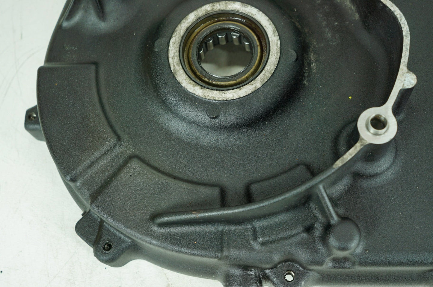 2017 Harley Touring FLHTK Electra Glide Ultra OEM Inner Primary Clutch Cover