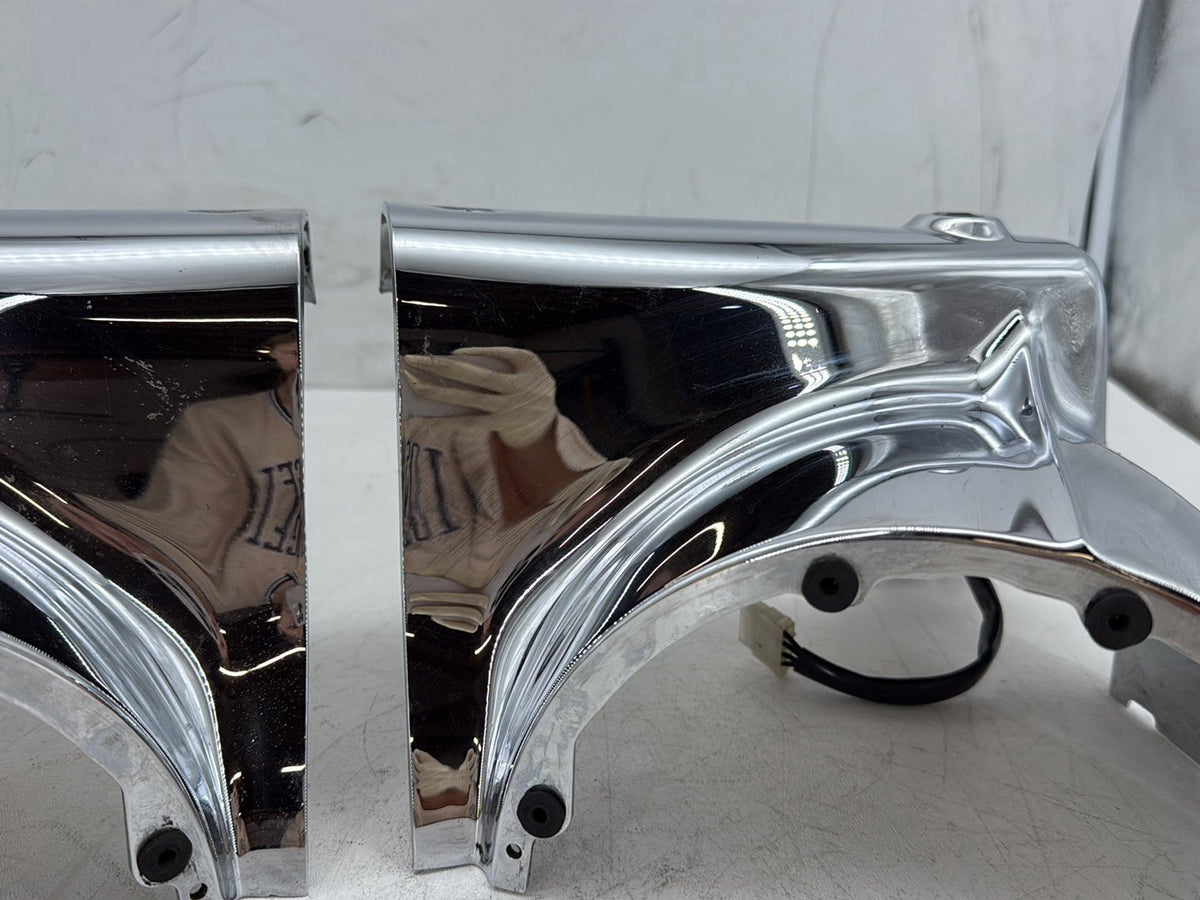 2007 Harley Road King Touring FLHR OEM Left & Right Headlamp Nacelle Covers