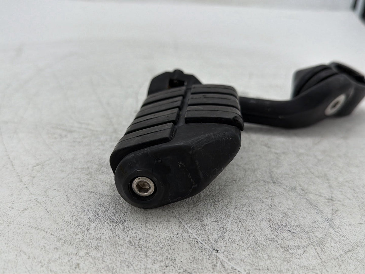 2009 Harley Street Glide Touring FLHX Front Driver Highway 1 Foot Peg Rest