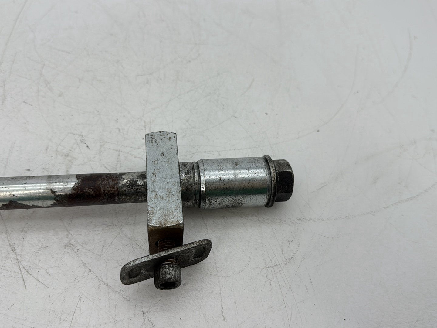 2002 Harley Dyna FXD Super Glide OEM Rear Wheel Axle Bolt Shaft