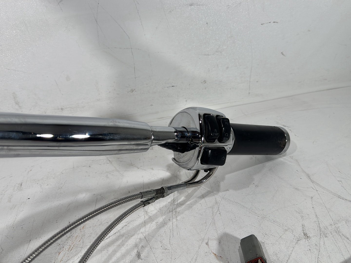 2003 Harley Dyna Wide Glide FXDWG OEM Handlebars Left Right Switches Controls