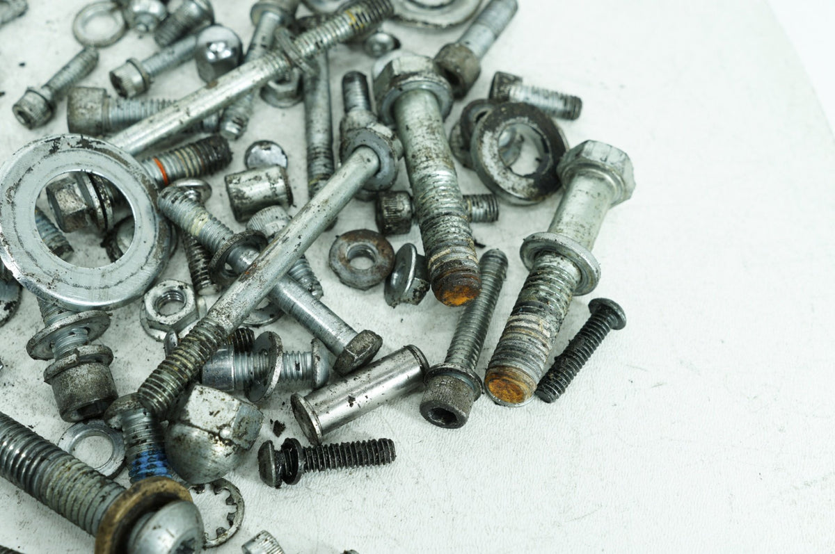 2015 Harley-Davidson Dyna FXDBP - Hardware Bolts Nuts & Brackets