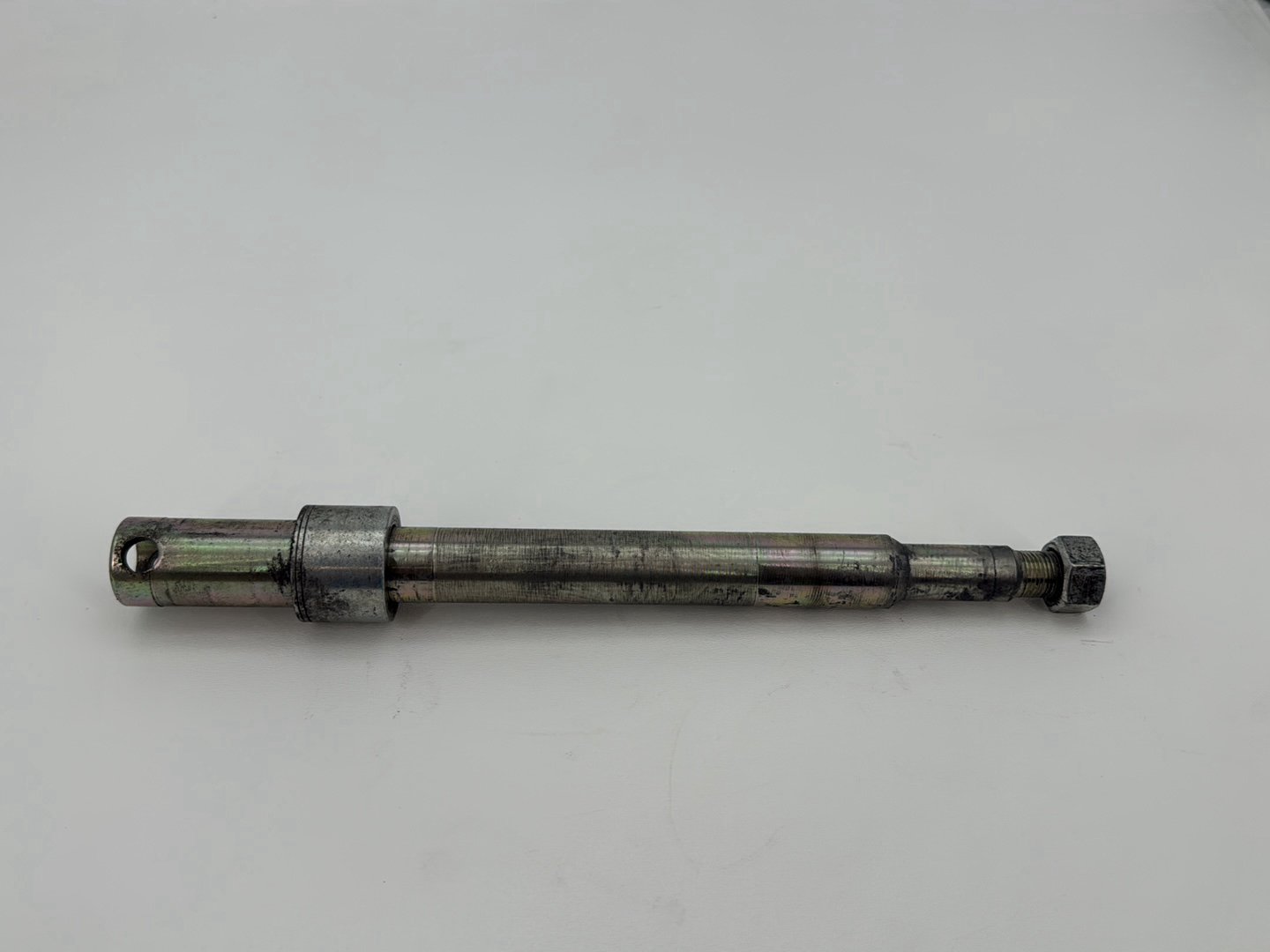 2007 Harley Softail Heritage Classic FLSTC OEM Front Wheel Axle Bolt Shaft