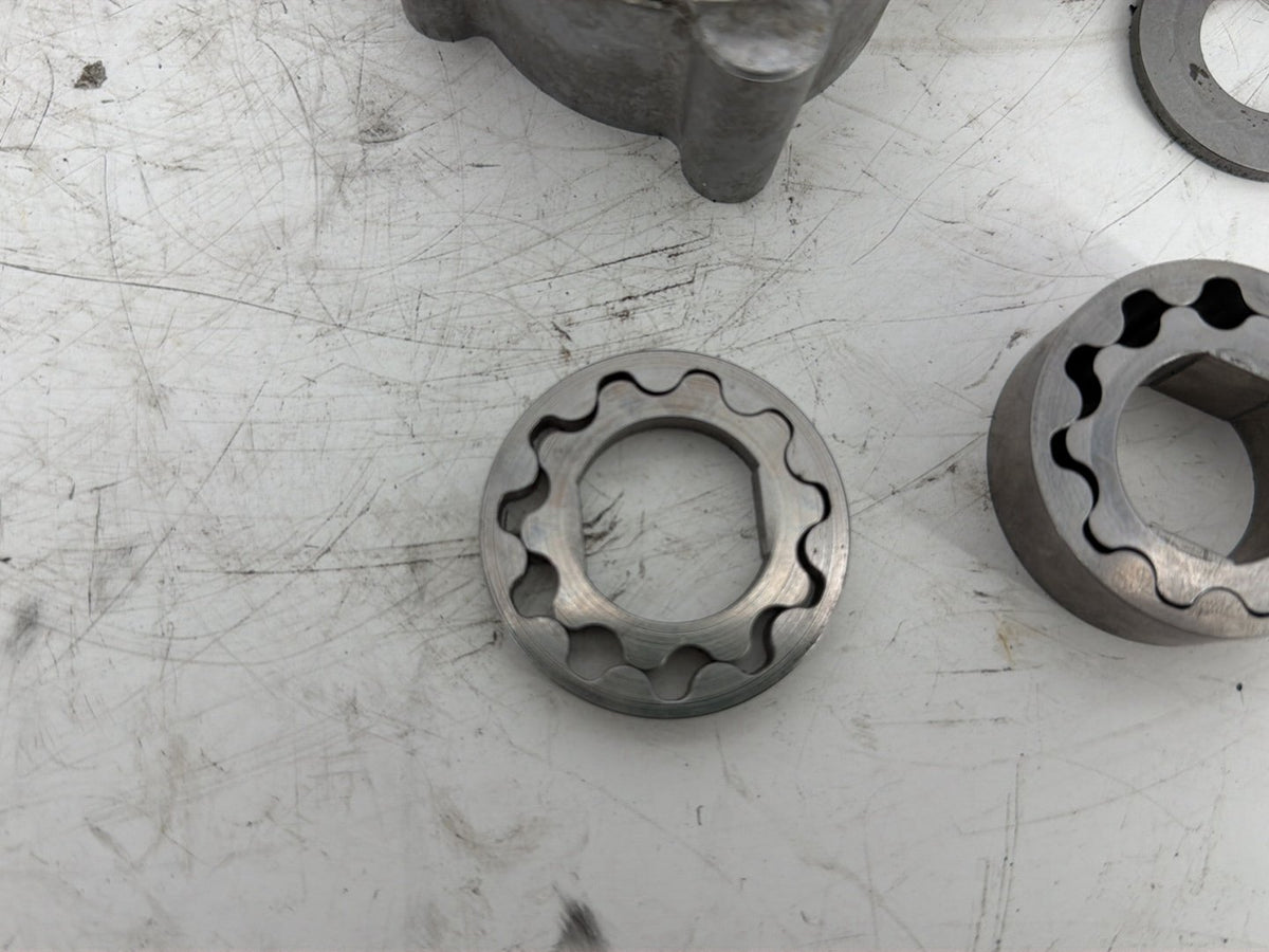 2015 Harley Electra Glide Touring Twin Cam Cam Support Camshaft Plate 25358-06