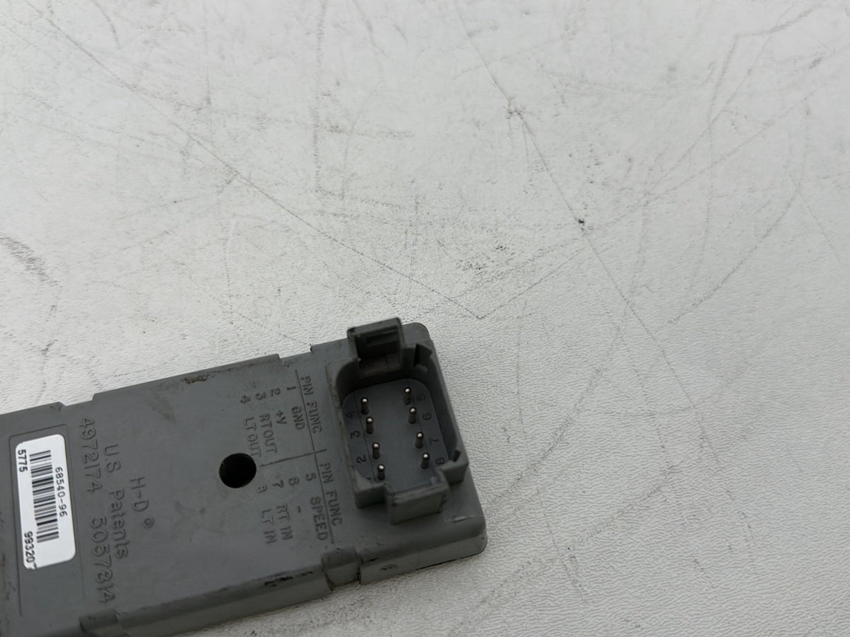 2000 Harley Touring FLHTCI Electra Glide Classic OEM Turn Signal Computer Module TSM