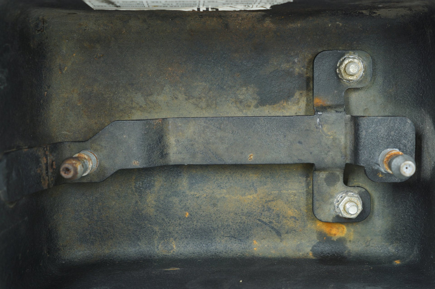 2000 - 2006 Harley-Davidson Dyna Street Bob Electrical Panel Holder Bracket Carrier Caddy 66236-04