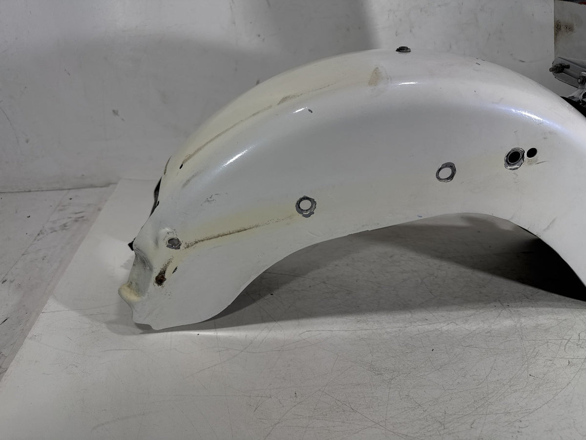2004 Harley Heritage Softail Classic OEM Rear Wheel Fender & Turn Signals Bar