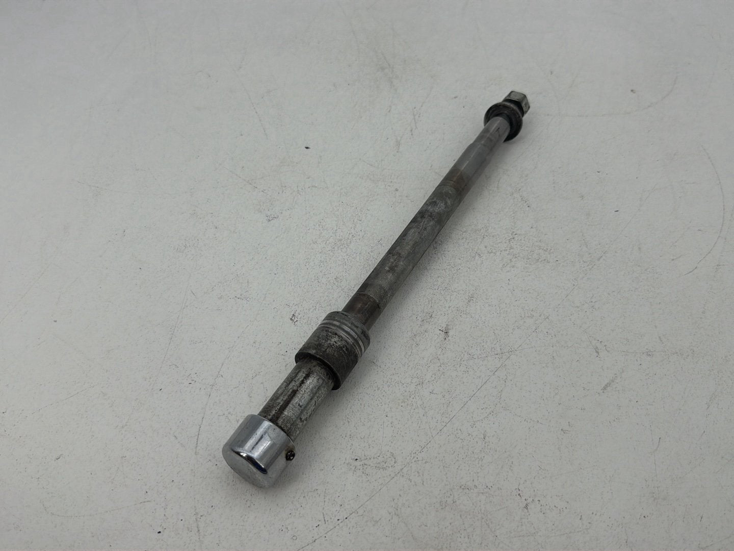 1984 - 1998 Harley-Davidson Touring Electra Glide Classic Front Wheel Axle Bolt Shaft 43346-83B