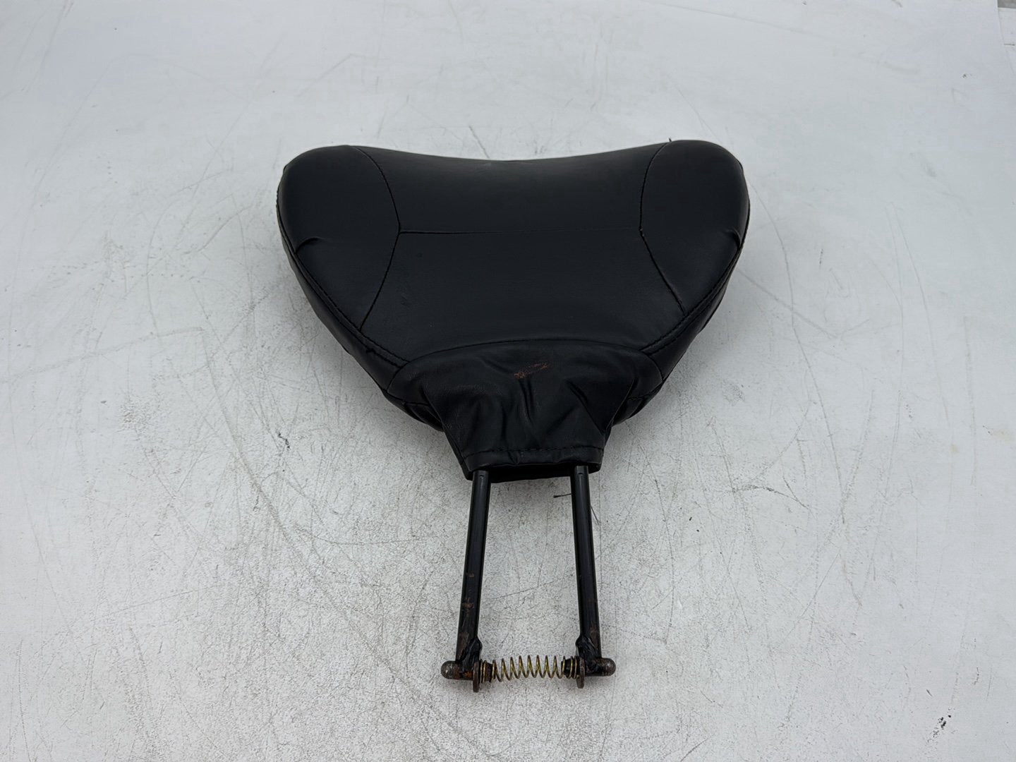 2005 Harley Electra Glide Touring Ultra FLHTCUI OEM Rider Driver Backrest Adjustable Cushion Pad