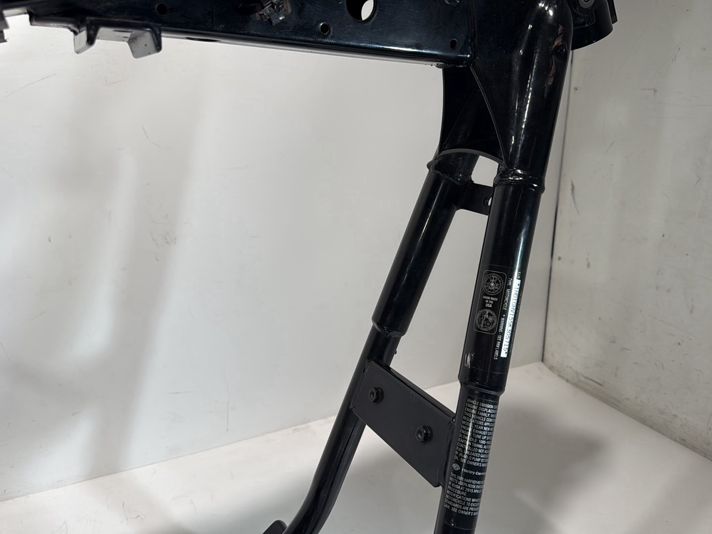 1999 - 2006 Harley-Davidson Dyna Super Glide Body Main Frame Chassis SLVG 47456-04BHP