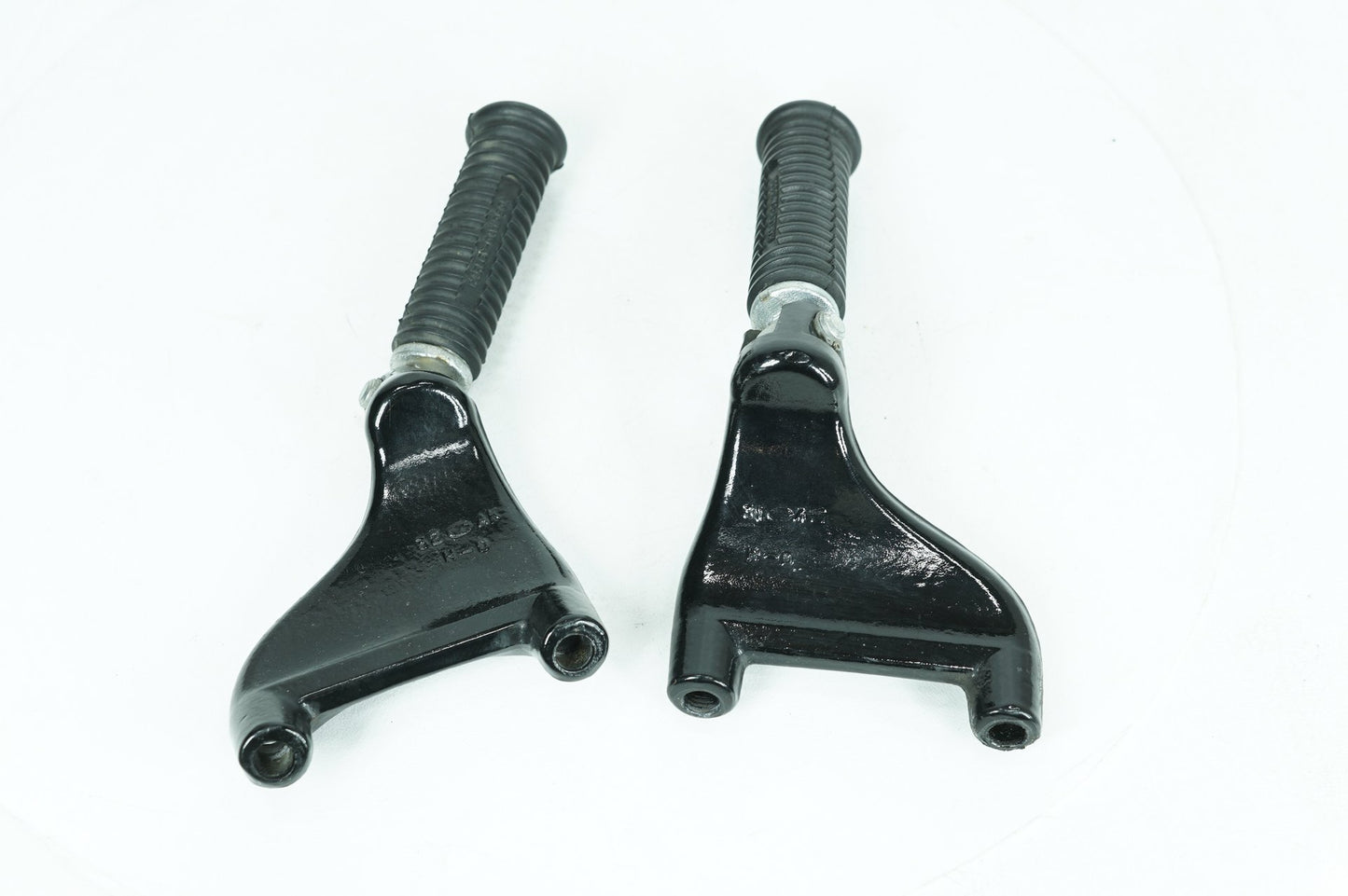 2013 - 2022 Harley-Davidson Sportster Custom Passenger Left & Right Foot Pegs  	49314-04