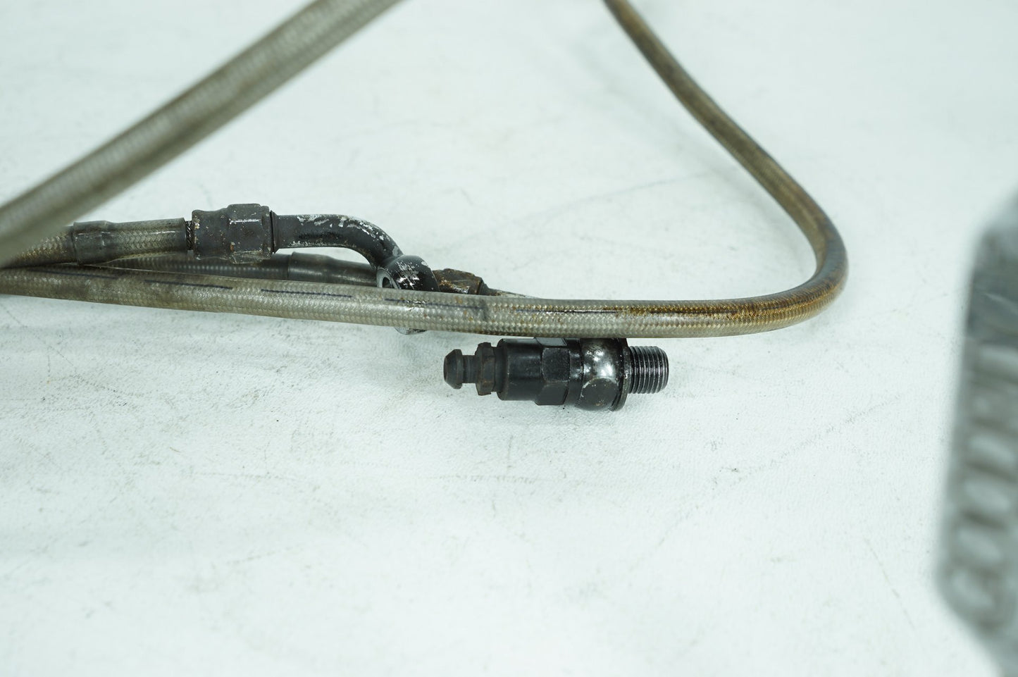 2007 - 2013 Harley-Davidson Touring Electra Glide Ultra Front Brake Hose Line Pipe ABS 41679-09