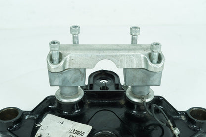 2007 - 2011 Harley-Davidson Touring Street Glide Front Fork Upper Triple Tree Clamps 45435-95