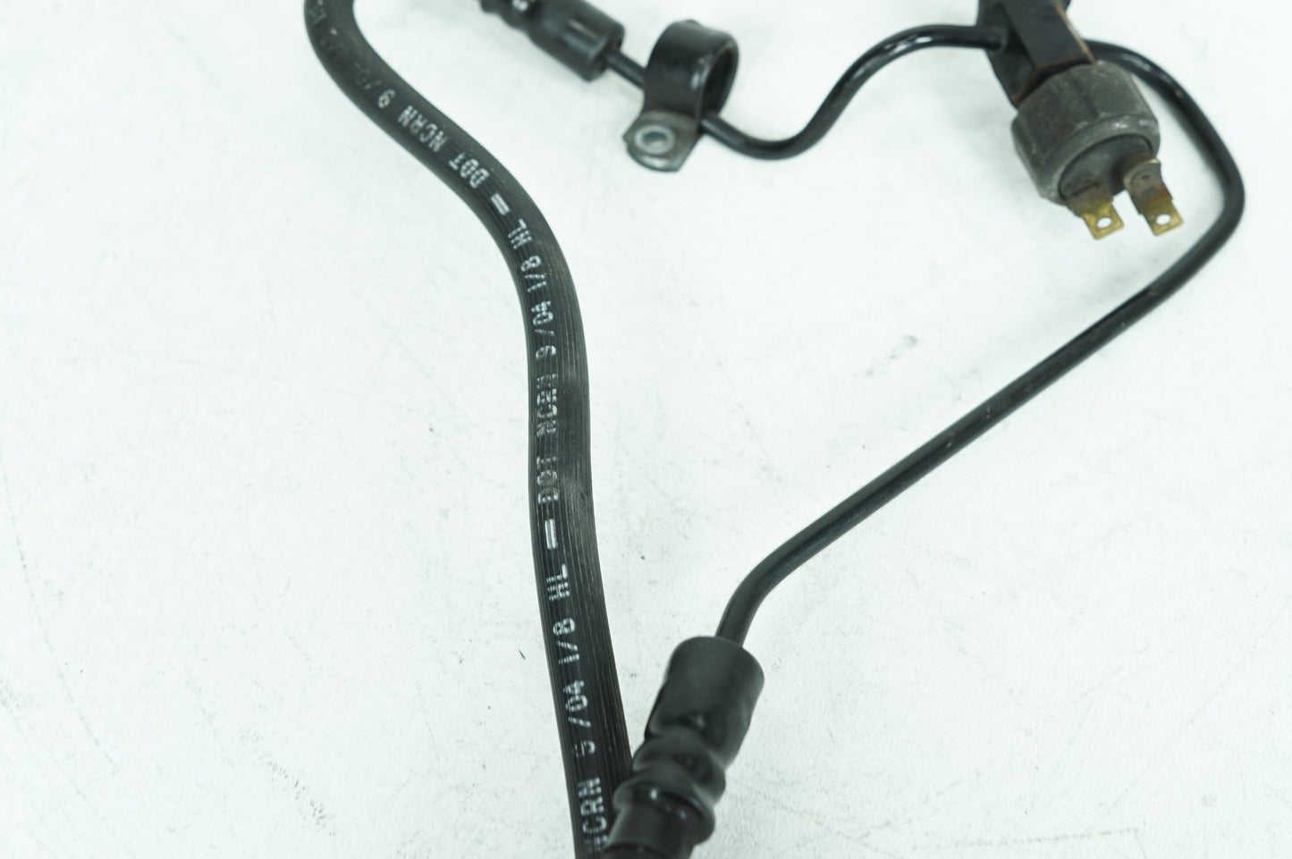 2004 - 2013 Harley-Davidson Sportster Custom Rear Brake Hose Line Pipe  	44429-04