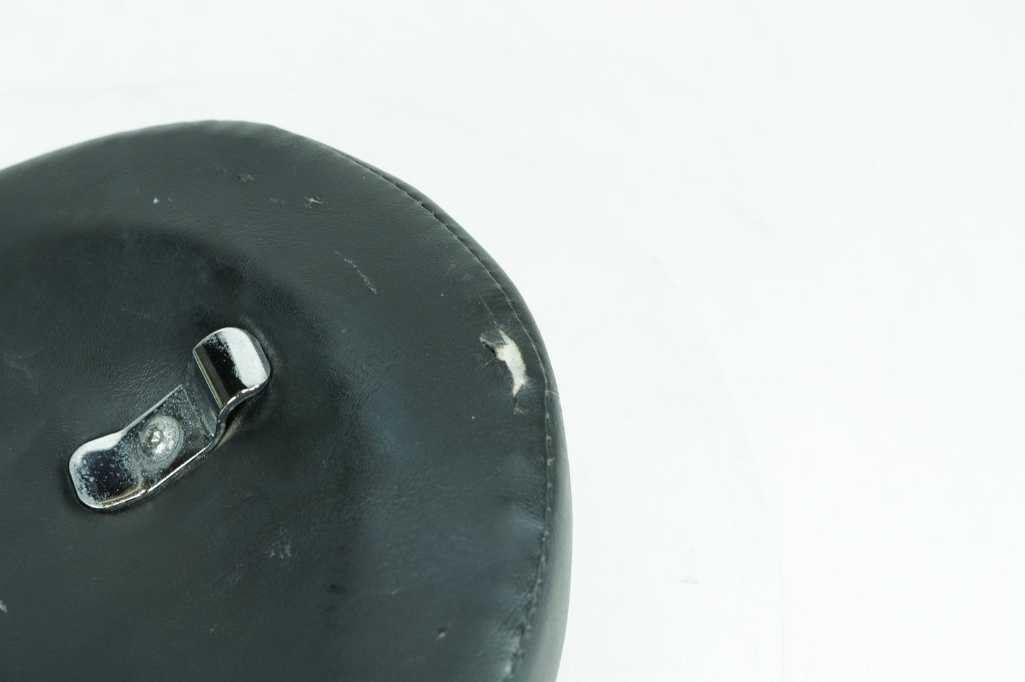 1999 - 2006 Harley-Davidson Softail Deluxe Rear Passenger Backrest Cushion Pad 52189-00
