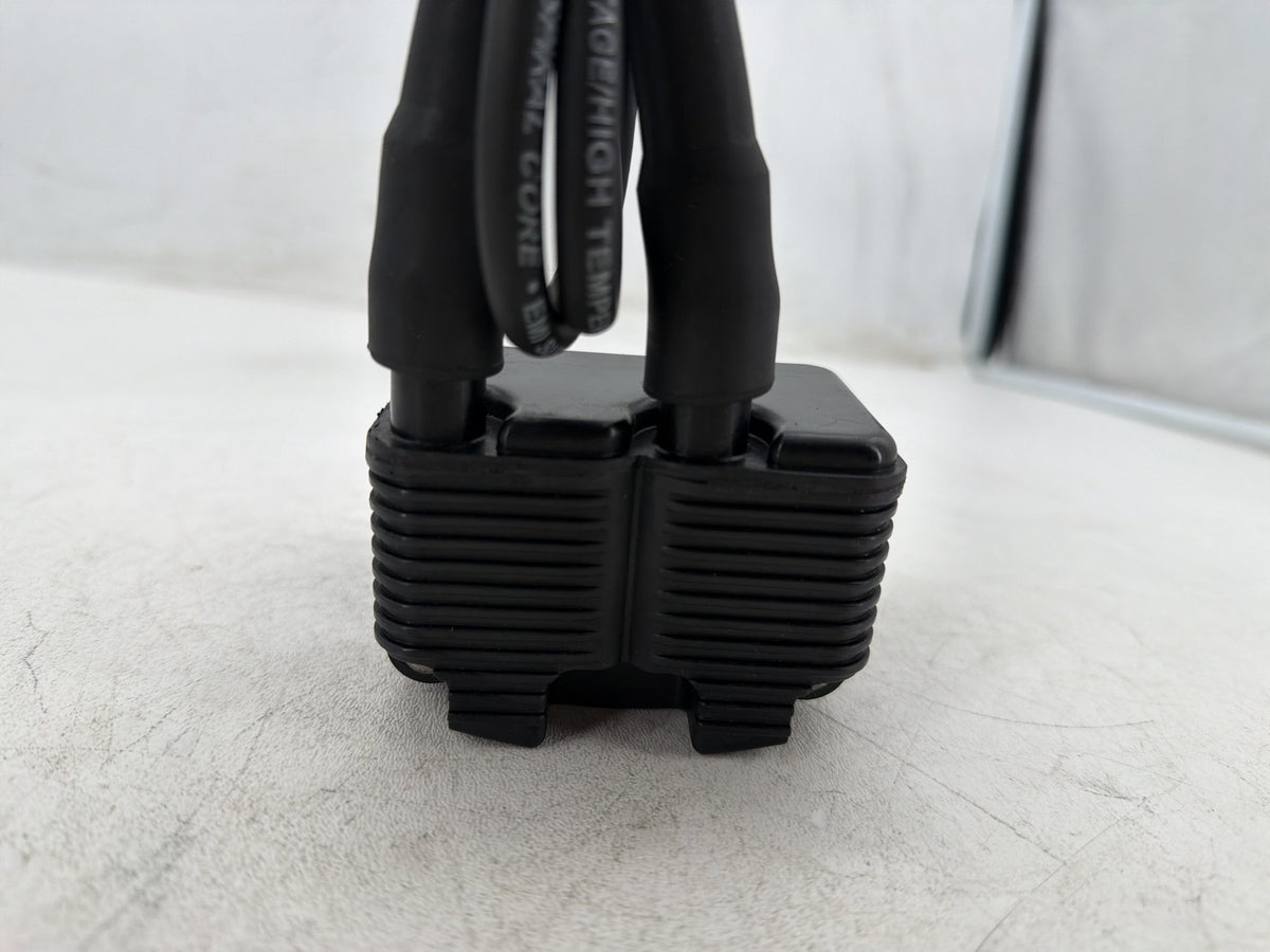 2006 Harley Street Glide Touring FLHX OEM Ignition Coil Spark Plugs Cable