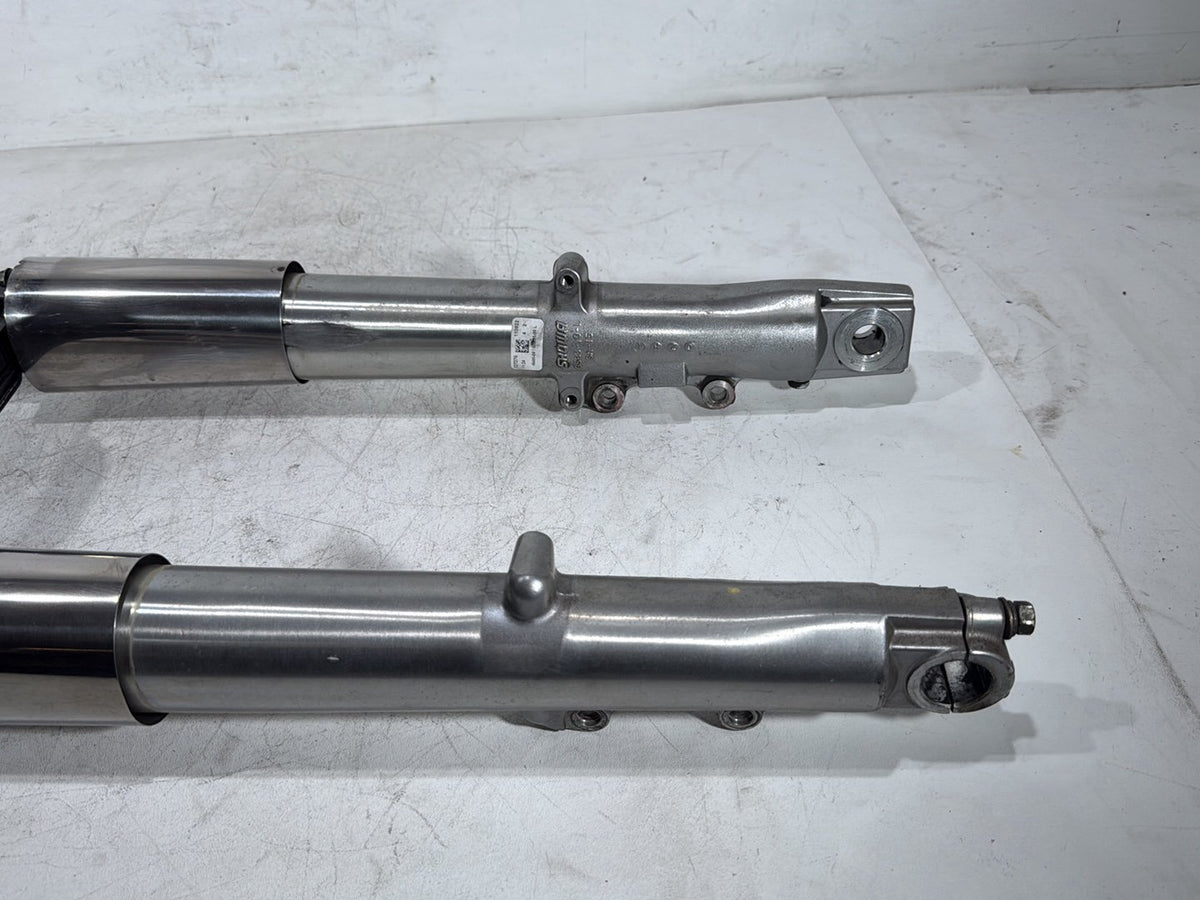 2011 Harley Street Glide Touring FLHX OEM Front Triple Tree Set & LH RH Fork Legs Sliders