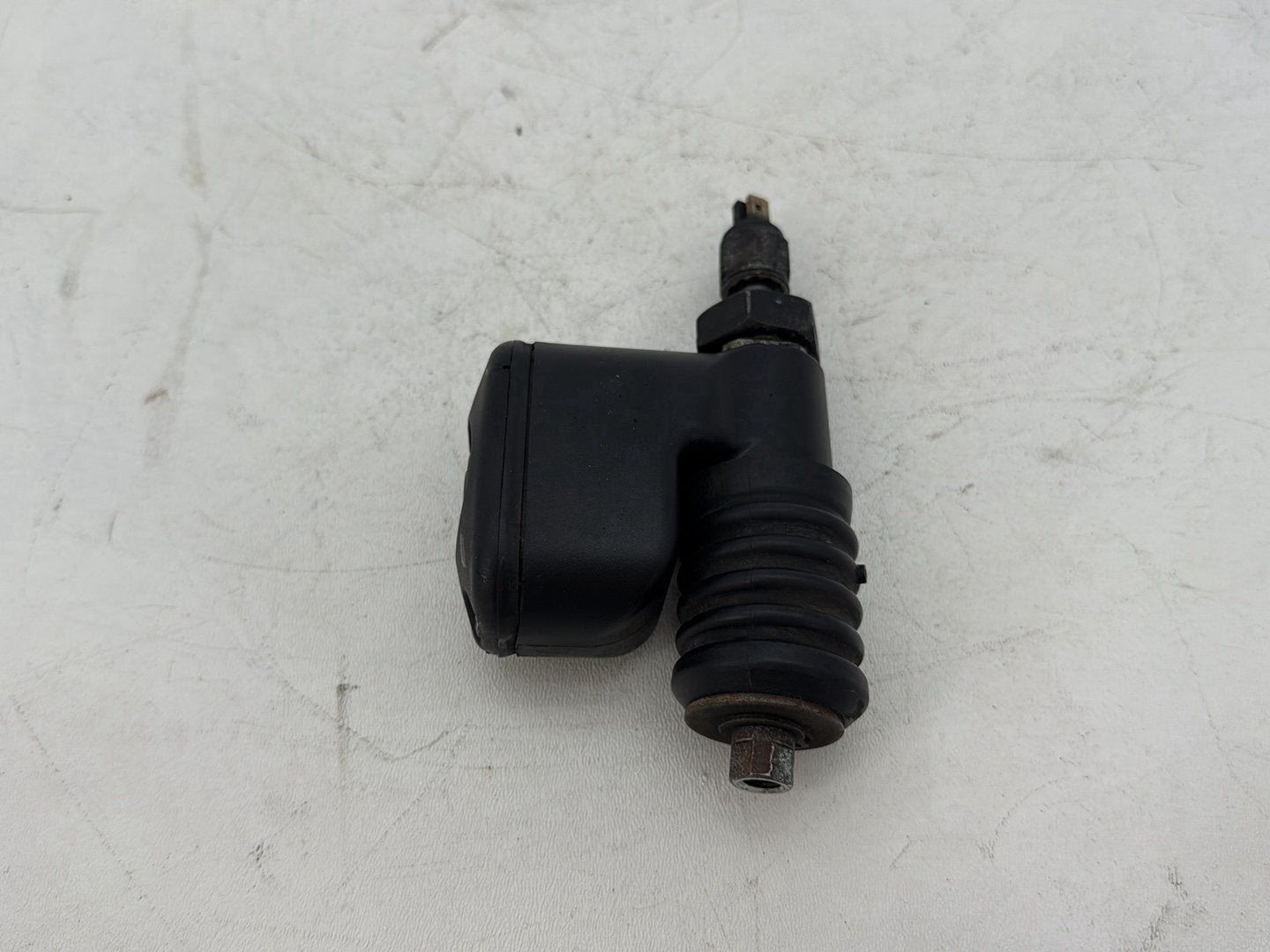 2012 Harley Dyna Fat Bob FXDF 103 OEM Rear Brake Master Cylinder Reservoir